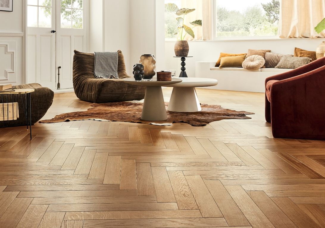 Parquet contrecollé CASTELLA 90 CHENE AUTHENTIQUE, chêne marron moyen, verni, larg. 9.00 cm