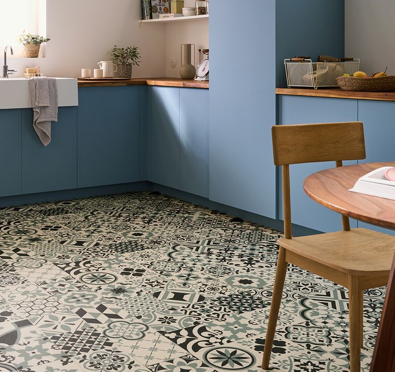 Sol vinyle rouleau TRENTO 2M , Carreaux ciment ancien bleu, rouleau 2.00 m