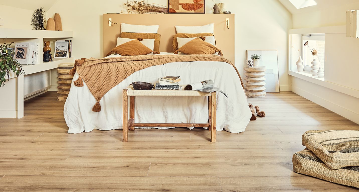 Sol stratifié ROOMS , aspect Bois chêne naturel, lame 24.20 x 138.00 cm