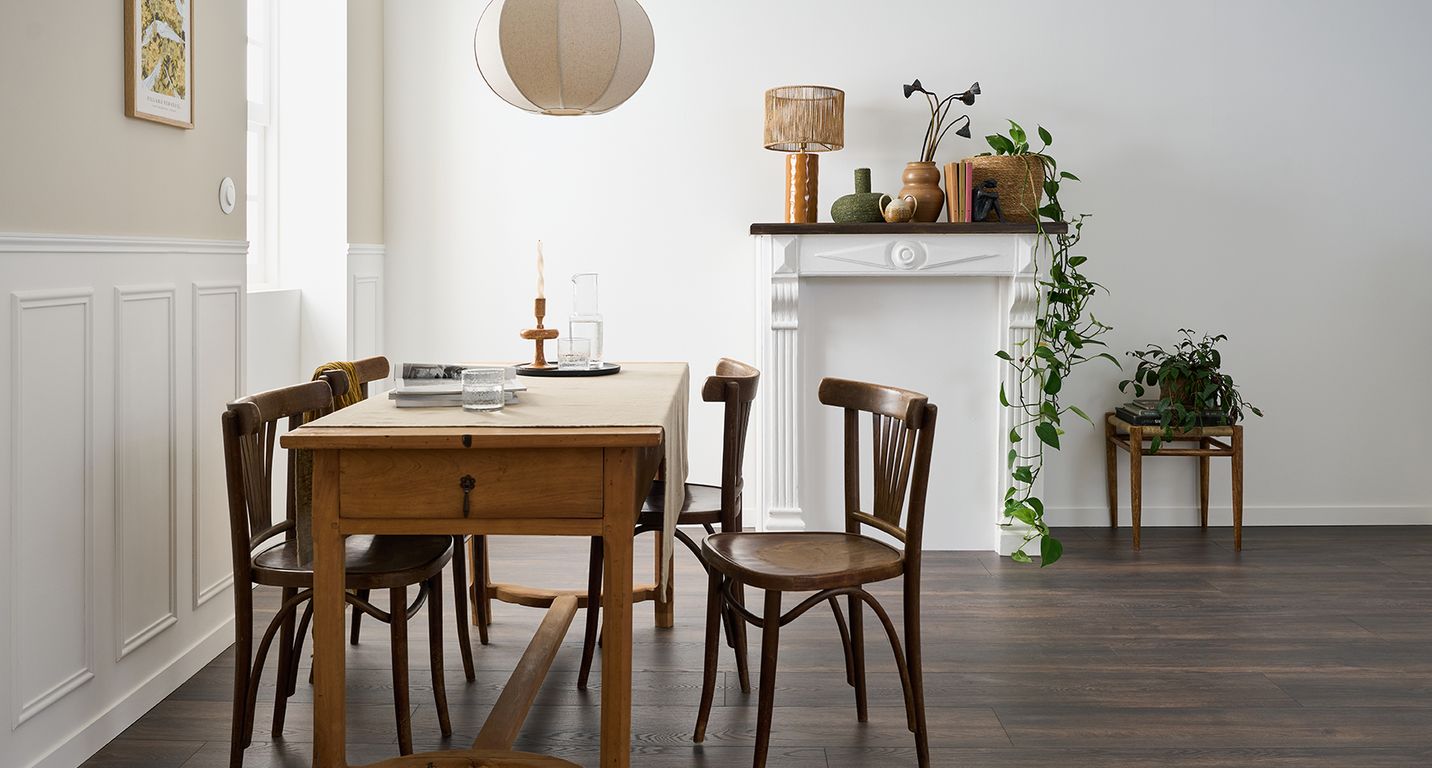 Sol stratifié ROOMS , aspect Bois chêne brun, lame 24.20 x 138.00 cm