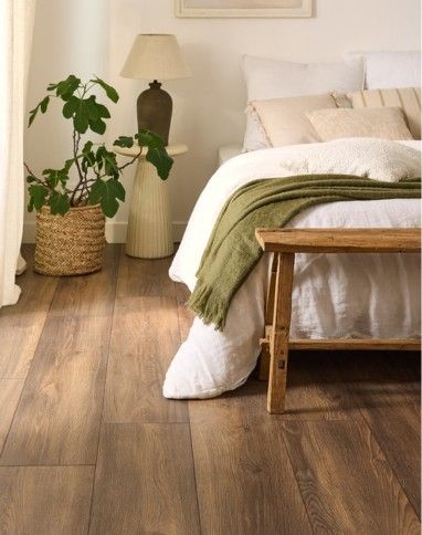 Sol stratifié ROOMS , aspect Bois chêne marron, lame 24.20 x 138.00 cm