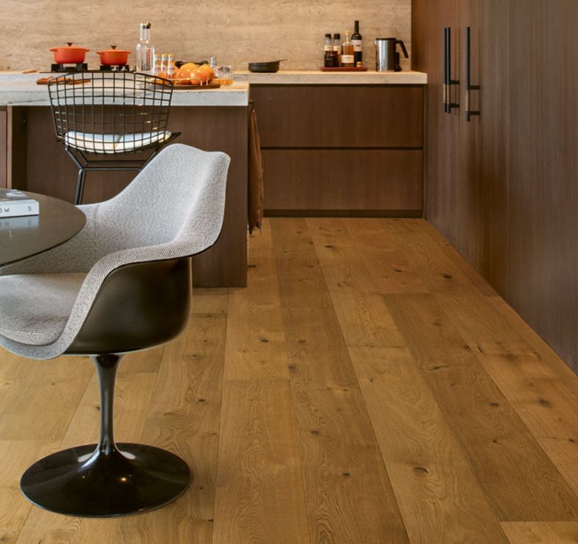 Parquet contrecollé CALA 220 CHENE VINTAGE, chêne marron foncé, verni, larg. 22.00 cm