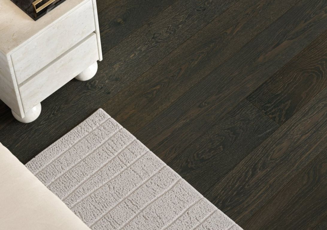 Parquet contrecollé PINOT 185 CHENE AUTHENTIQUE, chêne noir, verni, larg. 18.50 cm