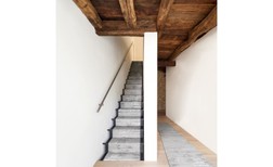 Passage d'escalier PIAZZO RAYURES, moquette velours coupé, motif , col gris