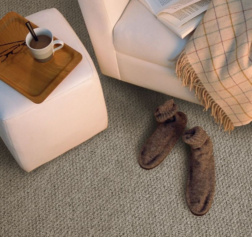 Moquette bouclée SKYE 4M, col taupe, rouleau 4.00 m