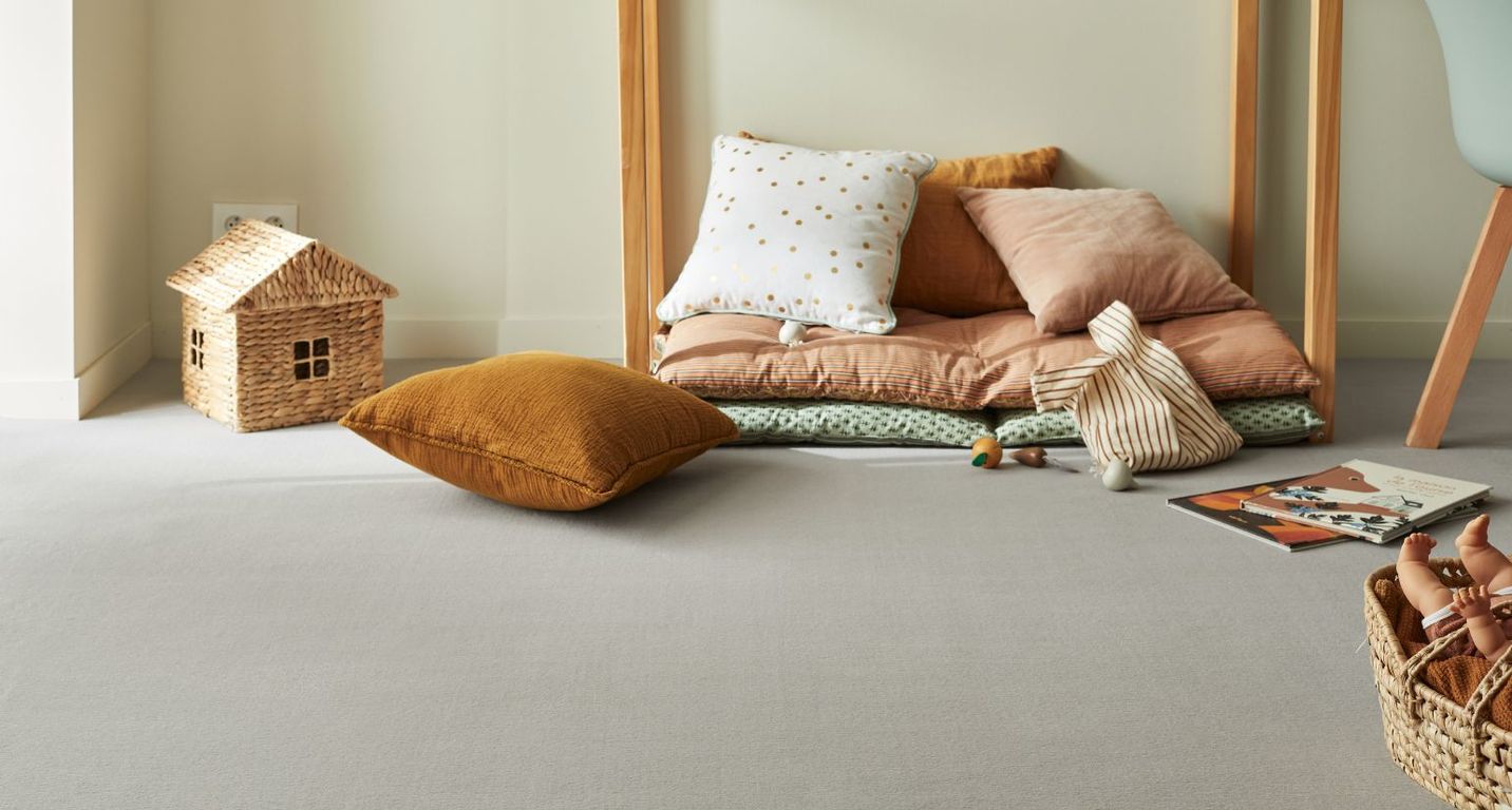 Moquette velours ROMA , col gris clair, rouleau 4.00 m