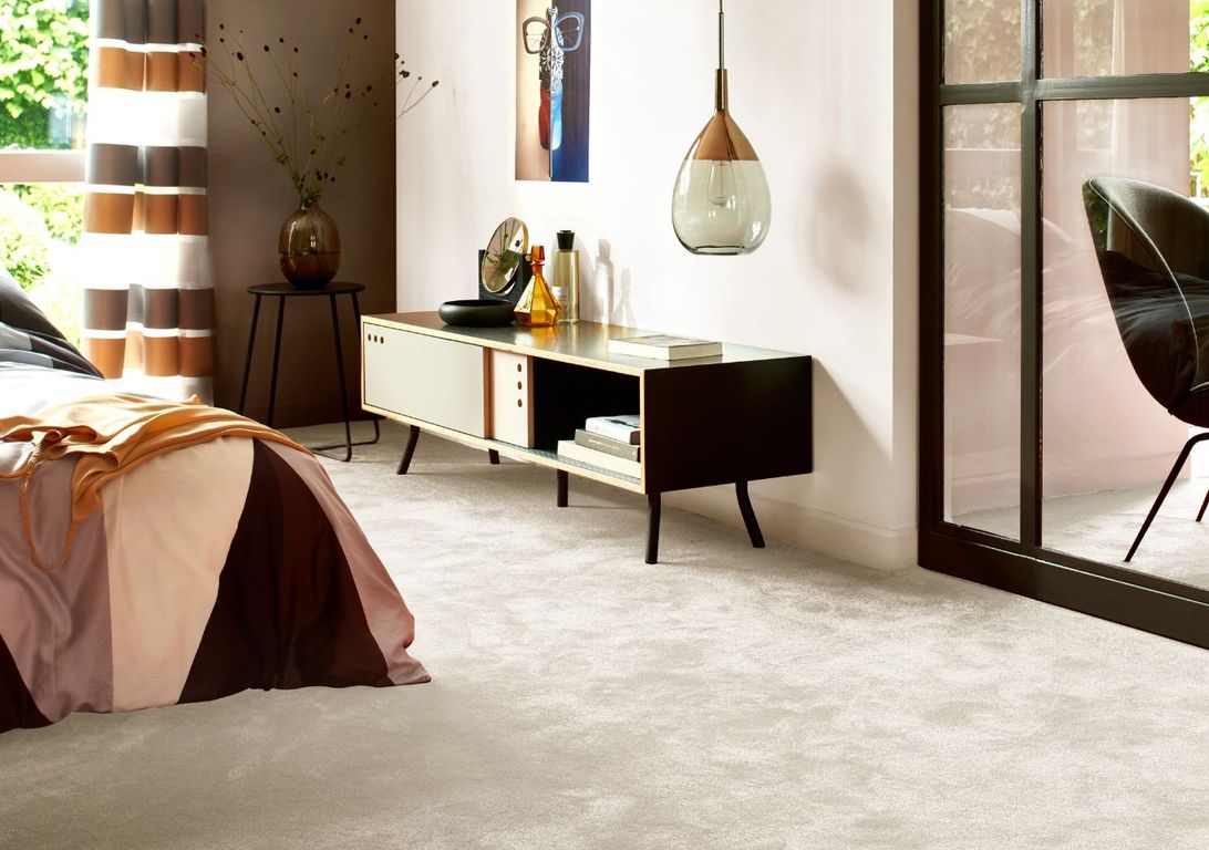 Moquette velours YARA 4M, col ivoire, rouleau 4.00 m