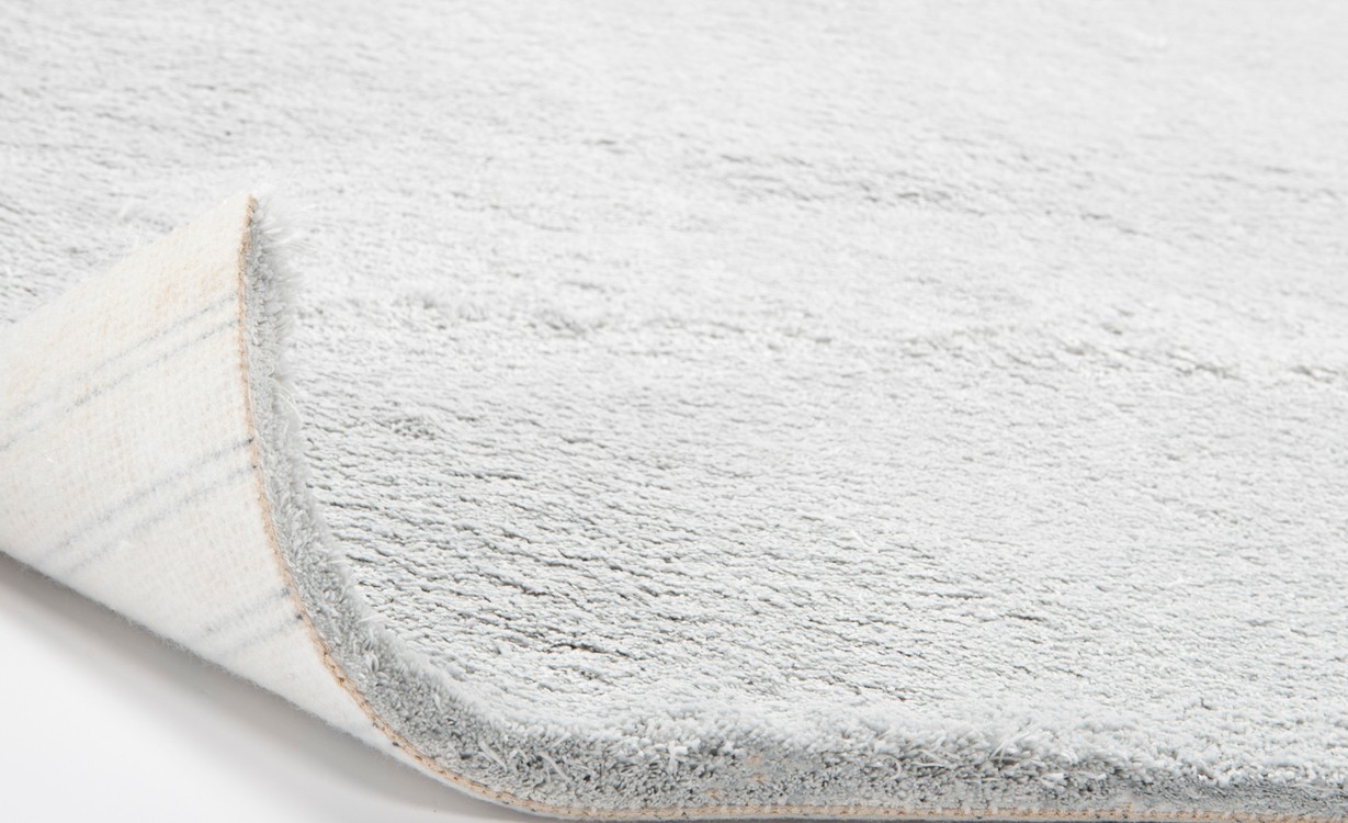 Tapis de salon sur mesure gris clair shaggy épais - Inspiration Luxe