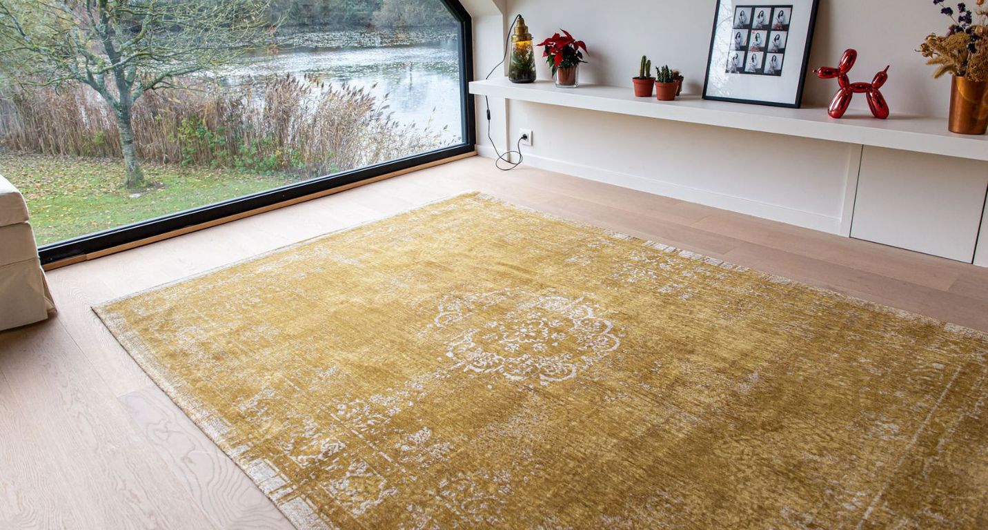 Tapis FADING MEDAILLON Louis De Poortere, oriental classique moutarde