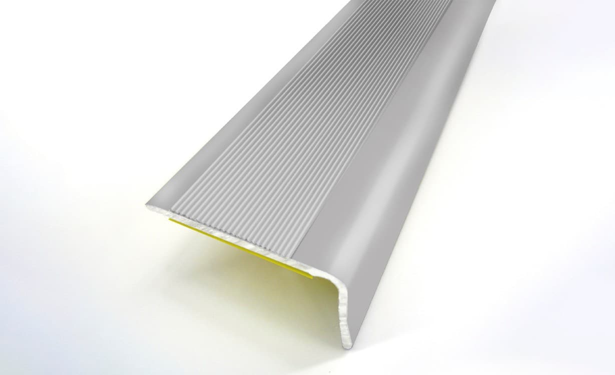 Nez de marche ALU NAT Aluminium fixation adhésive, ALU NAT, l 3.60x L. 110.00 cm