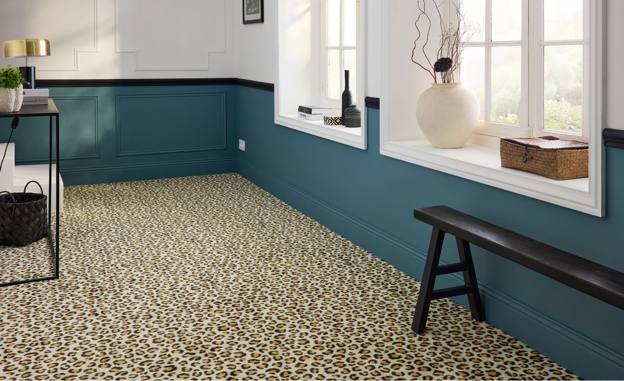 Moquette imprimée Léopard, col Beige et Blanc, rouleau 4.00 m