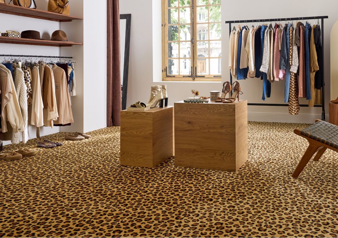 Moquette imprimée LEOPARD, col Beige et Marron, rouleau 4.00 m