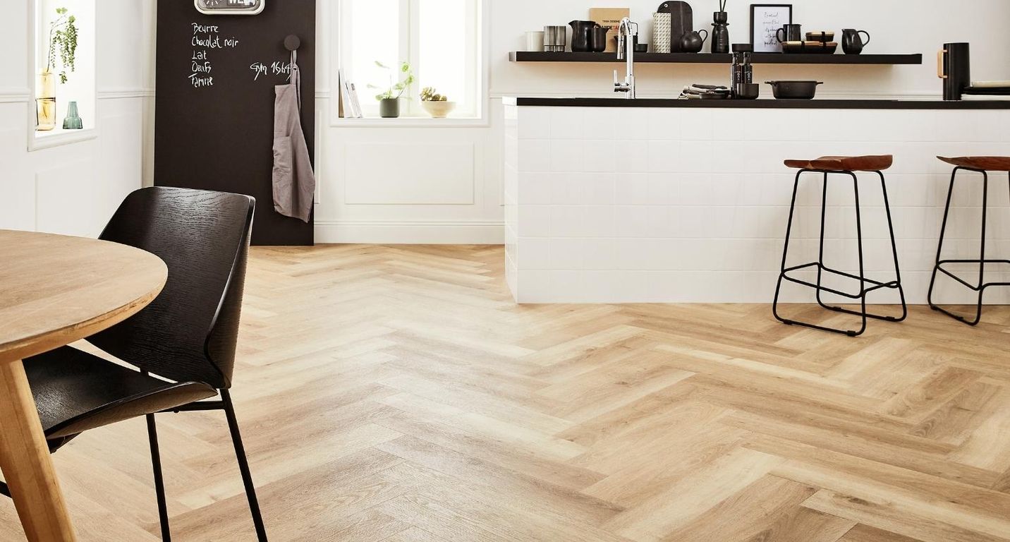 Sol vinyle INVICTUS BATON ROMPU , Bois chêne naturel, lame 14.50 x 74.30 cm