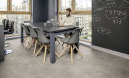 Sol vinyle rouleau HQR TRAFIC 4M Gerflor, Béton taupe, rouleau 4.00 m