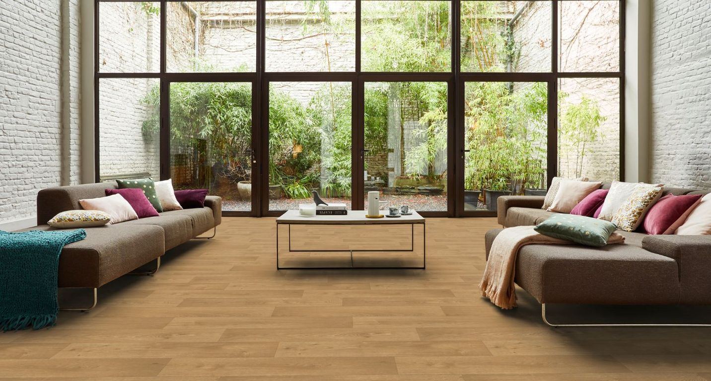 Sol vinyle rouleau PROJECT Tarkett, Bois chêne cognac, rouleau 4.00 m