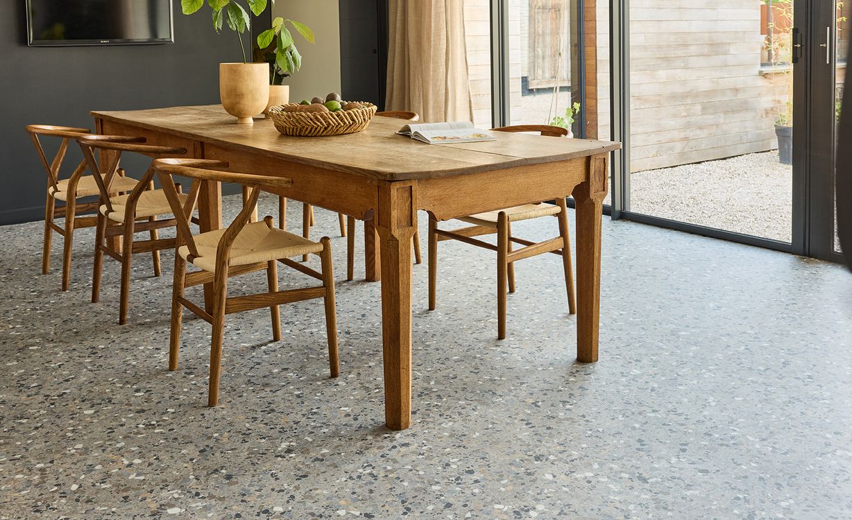 Sol vinyle rouleau BLACKTEX , Motif terrazzo gris, rouleau 4.00 m