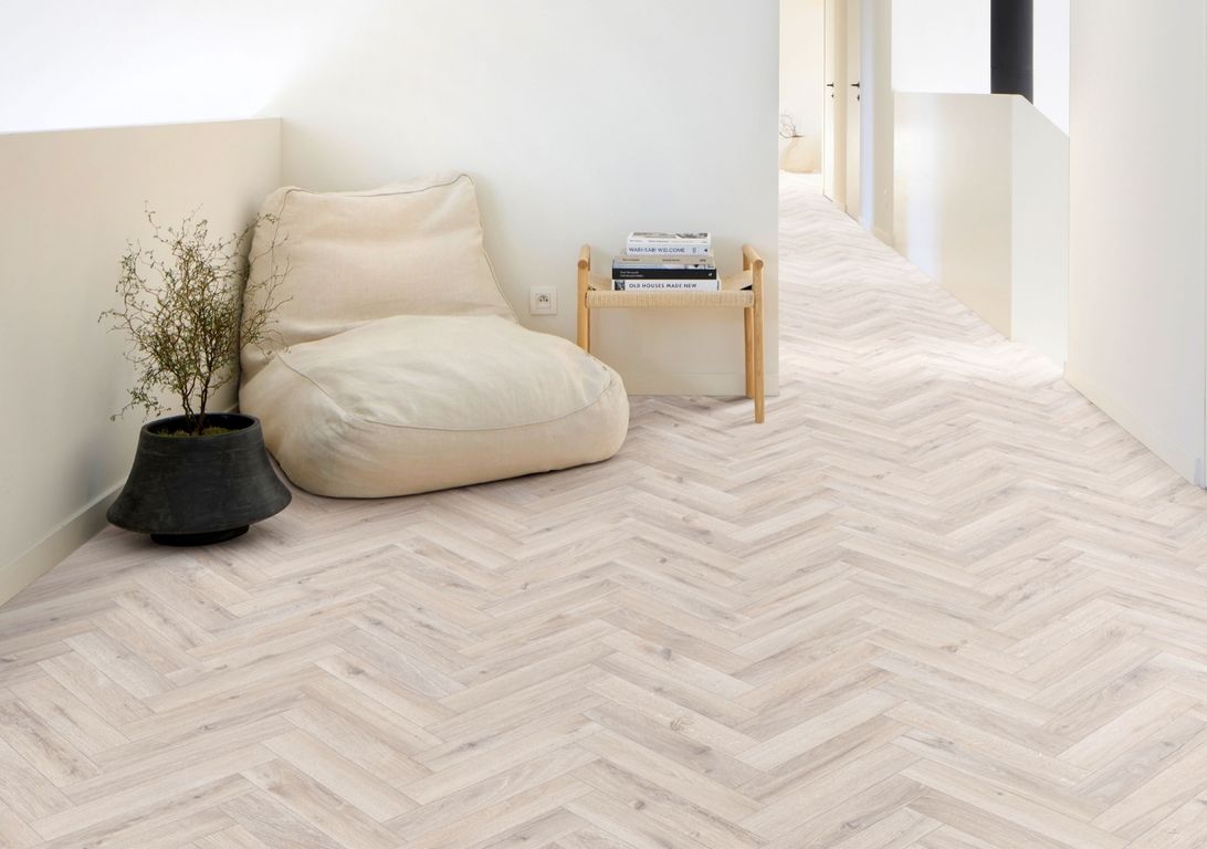 Sol vinyle rouleau TRENTO , Bois bêton rompu bois blanchi, rouleau 4.00 m