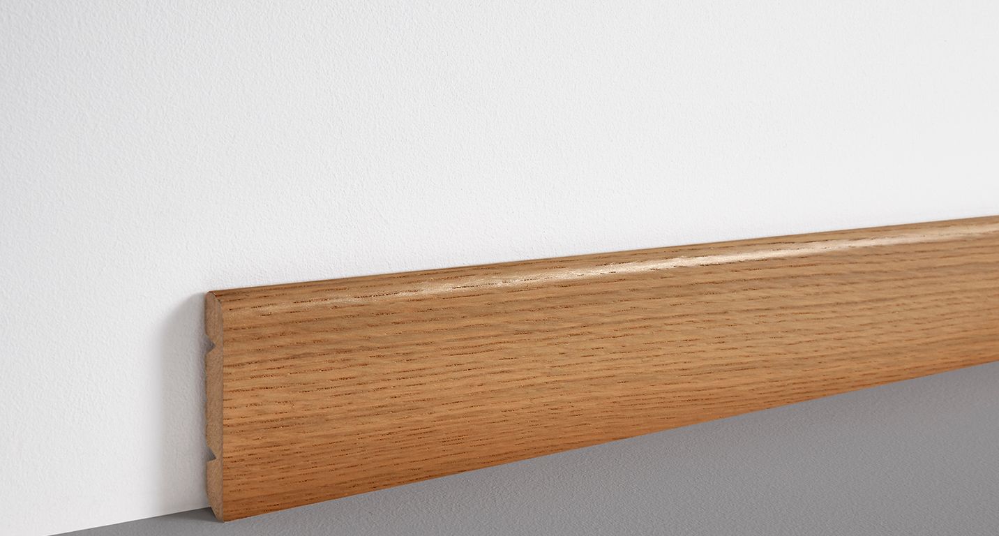 Plinthe  , Mdf placage bois, décor Bois chêne naturel, h.8.00 x L. 220.00 cm