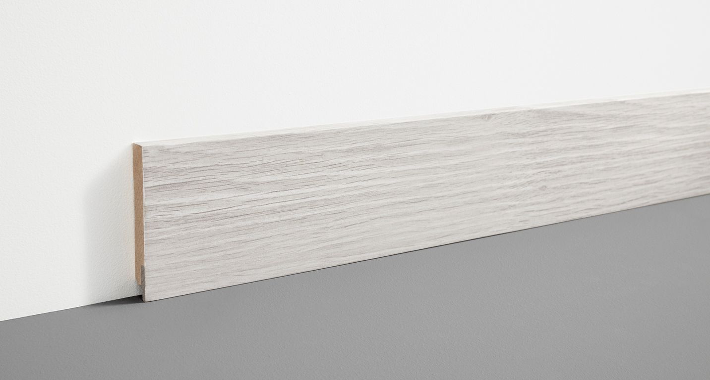 Plinthe  , Mdf, décor Bois cérusé gris, h.7.80 x L. 200.00 cm