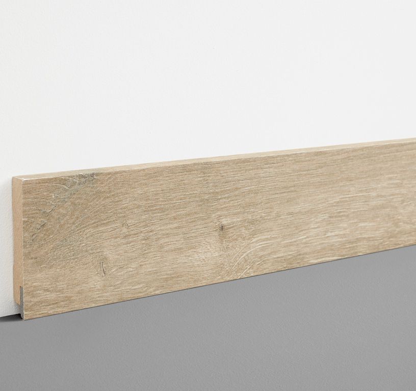 Plinthe  , Mdf, décor Bois fumé, h.7.80 x L. 200.00 cm