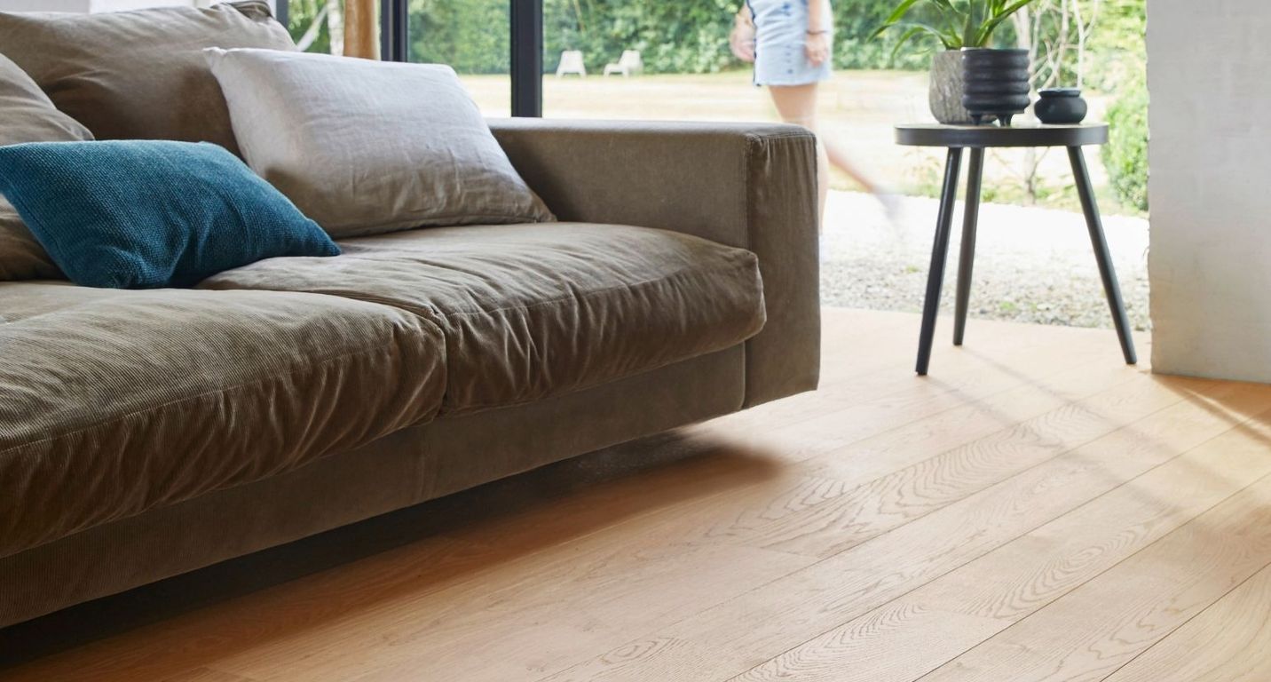 Parquet contrecollé EMPIRE 164 CHENE COURANT, chêne naturel, verni, larg. 16.40 cm