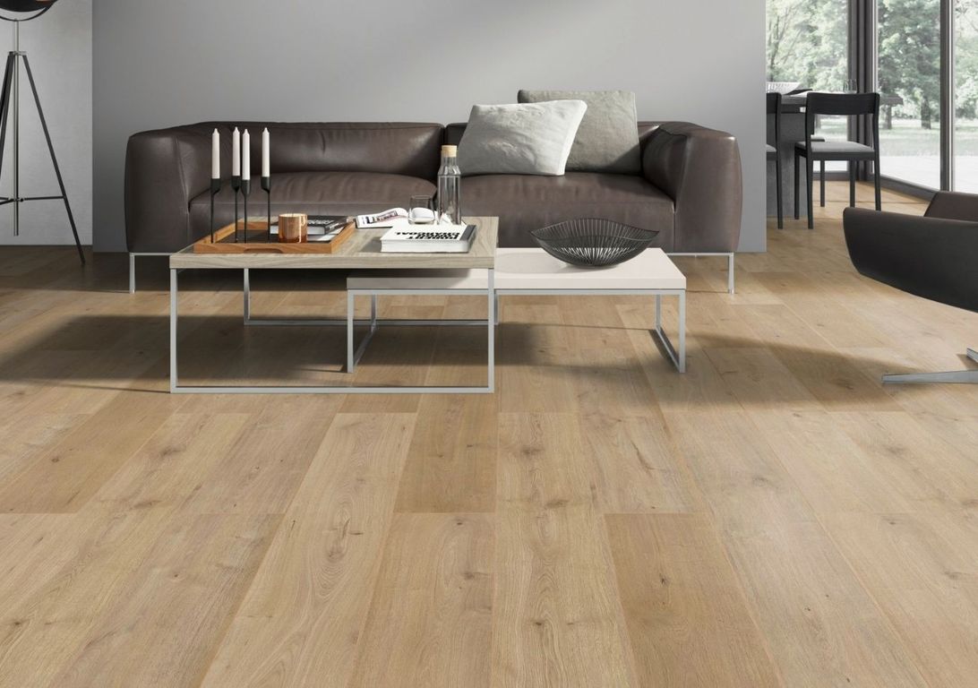 Sol stratifié EASYLIFE 8 MM HYDRO Easylife, aspect Bois naturel, lame 19.20 x 128.50 cm