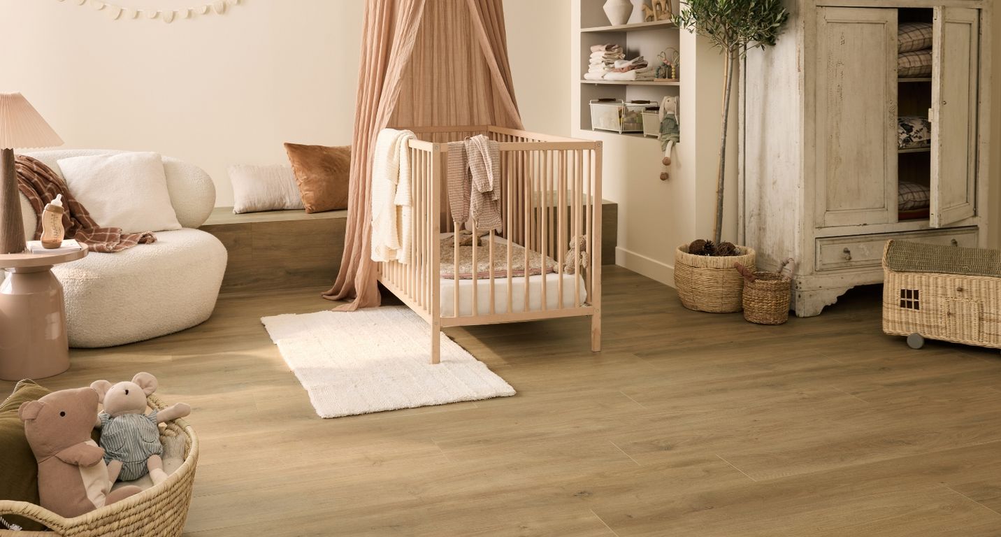 Sol stratifié ESSENTIEL 2 Easylife, aspect Bois chêne doré, lame 19.30 x 138.00 cm