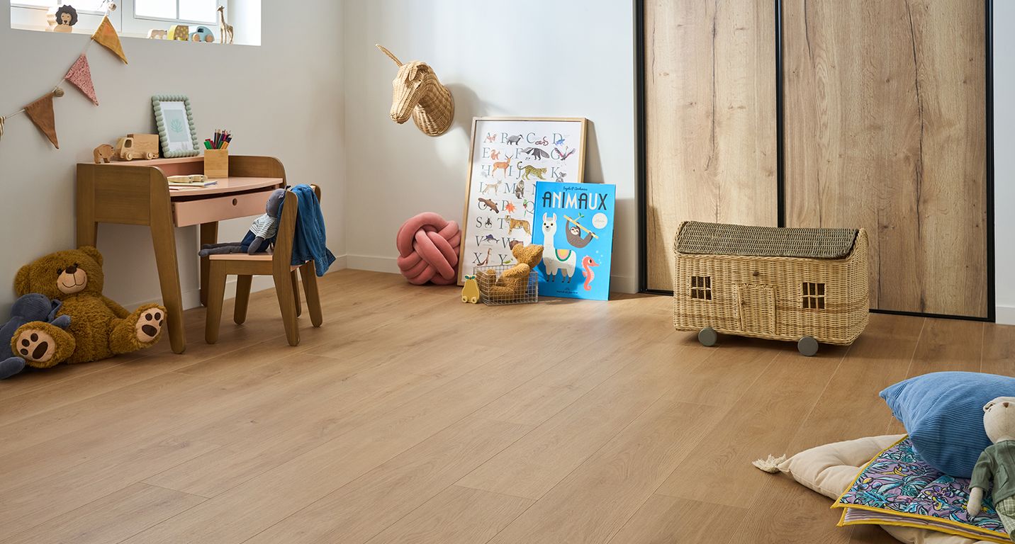 Sol stratifié ESSENTIEL 2 Easylife, aspect Bois chêne clair, lame 19.30 x 138.00 cm