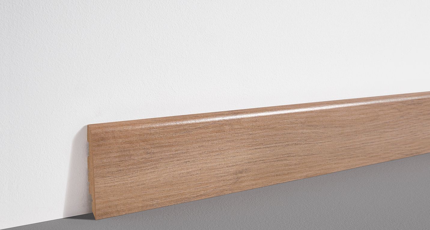 Plinthe  , Mdf, décor Bois chêne nature, h.7.80 x L. 220.00 cm