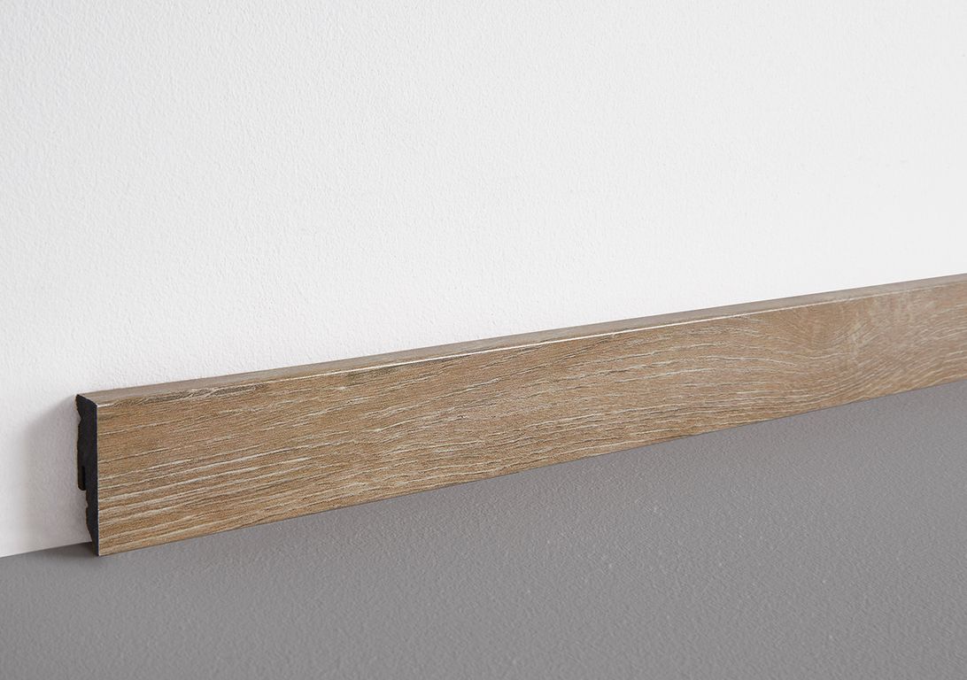 Plinthe  , PVC, décor Bois chêne marron, h.5.00 x L. 240.00 cm