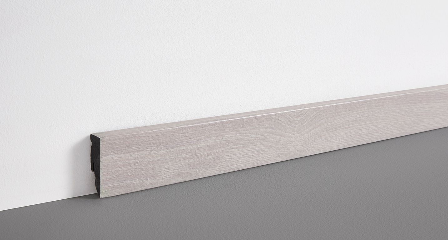 Plinthe  , PVC, décor Bois chêne rose , h.5.00 x L. 240.00 cm