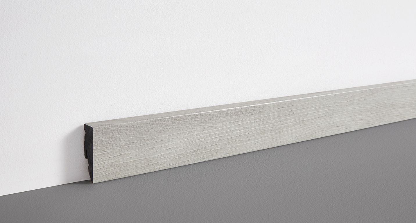 Plinthe  , PVC, décor Bois gris polaire, h.5.00 x L. 240.00 cm