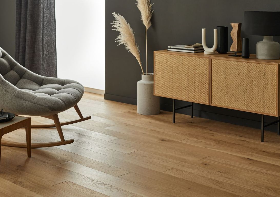 Parquet contrecollé MAJESTE 139 CHENE AUTHENTIQUE, chêne miel, verni, larg. 13.90 cm