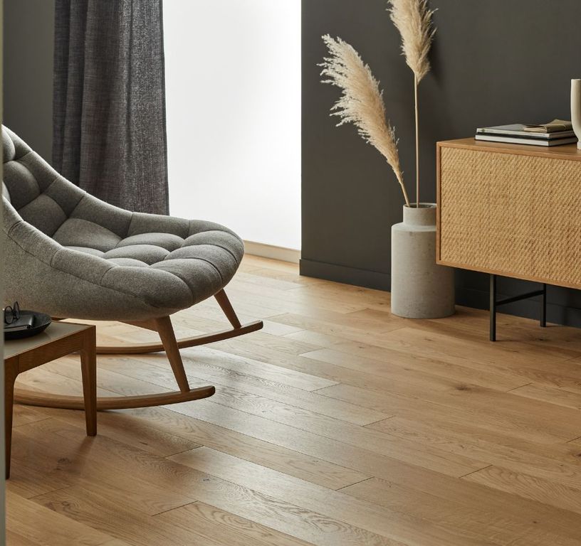 Parquet contrecollé MAJESTE 139 CHENE AUTHENTIQUE, chêne miel, verni, larg. 13.90 cm