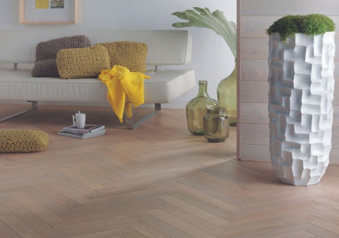 Parquet contrecollé CASTELLA 90 CHENE AUTHENTIQUE, chêne blanc, verni, larg. 9.00 cm