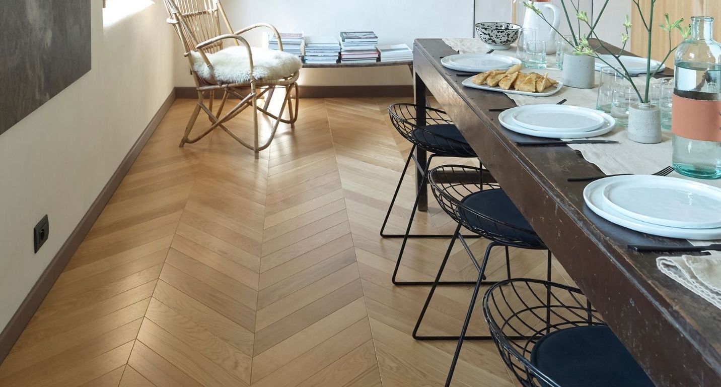 Parquet contrecollé ELEGANCE 90 CHENE COURANT, chêne miel, verni, larg. 9.00 cm