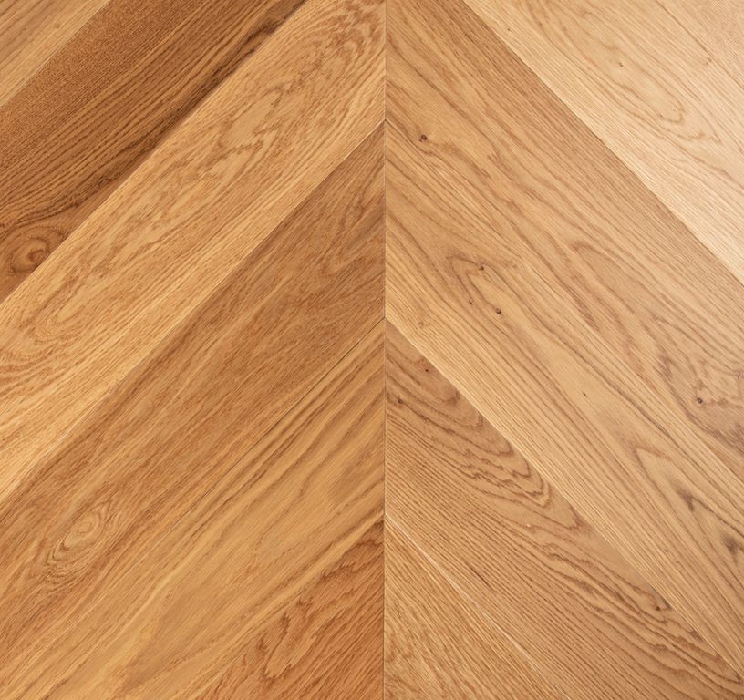 Parquet contrecollé POINT DE HONGRIE 130 CHENE COURANT, chêne naturel, verni, larg. 13.00 cm