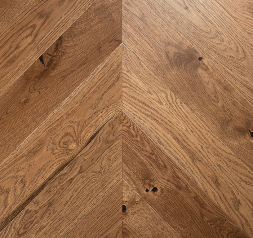 Parquet contrecollé POINT DE HONGRIE 130 CHENE AUTHENTIQUE, chêne marron moyen, verni, larg. 13.00 cm