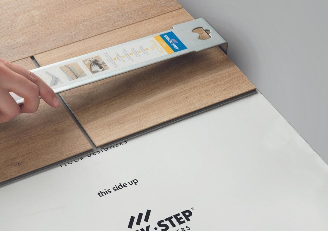 Outil de pose pour lames vinyles Quik step