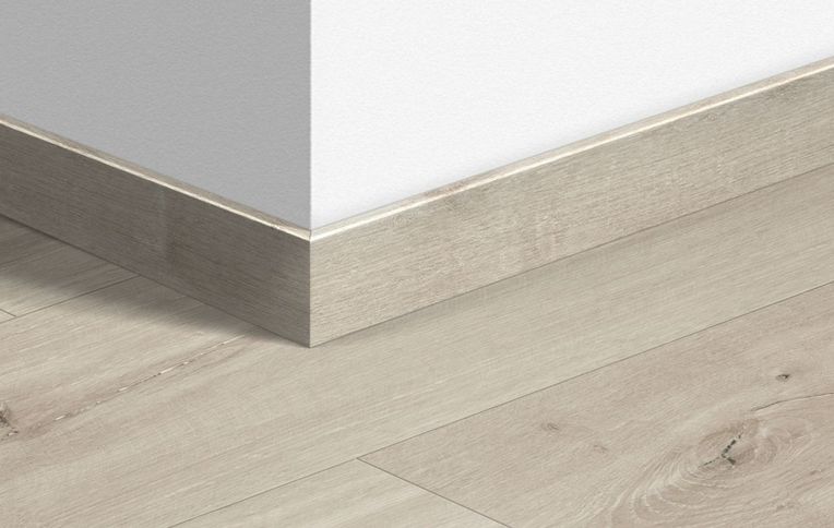 Plinthe Quick Step, mdf, décor Bois chêne beige, h.5.80 x L. 240.00 cm