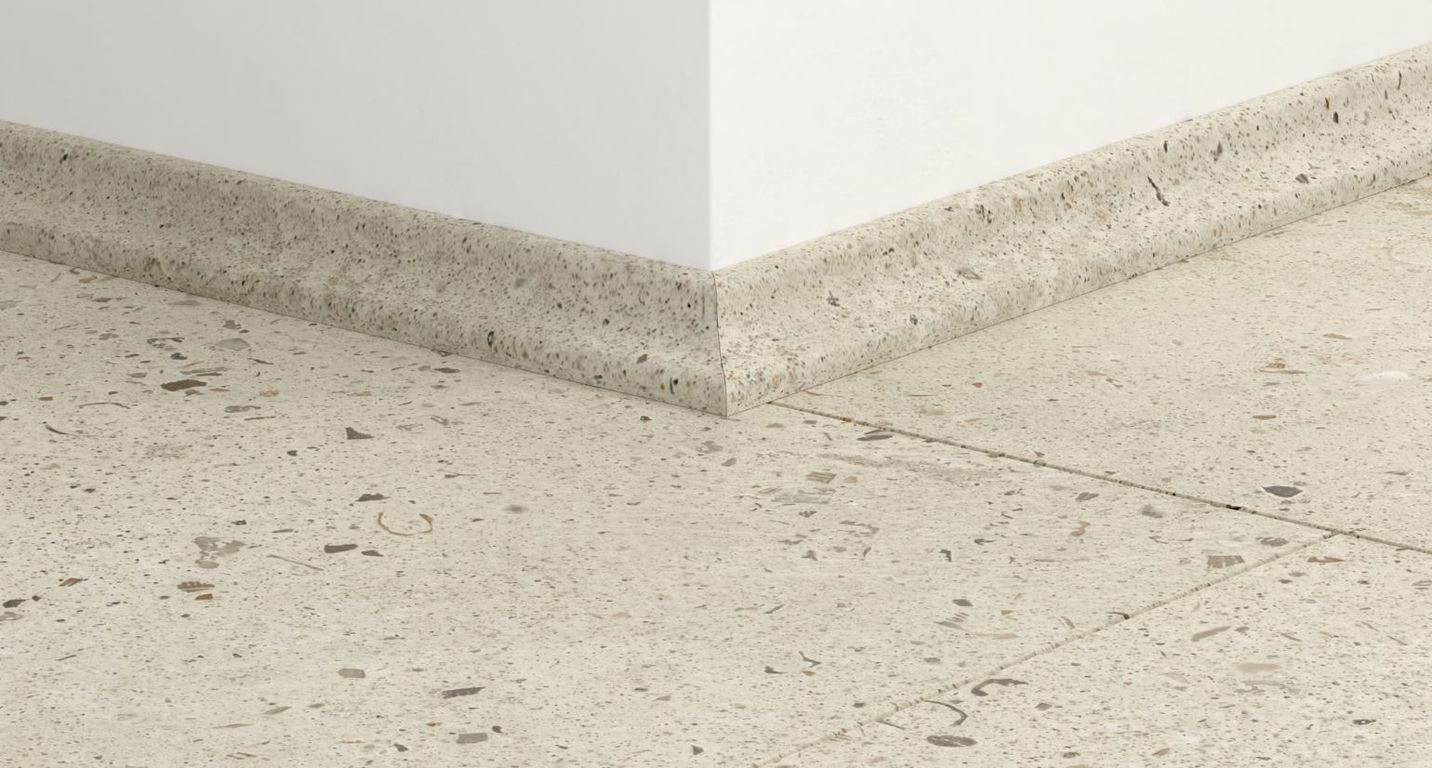 Moulure  Quick Step, PVC, décor Béton gris, h.1.70 x L. 240.00 cm