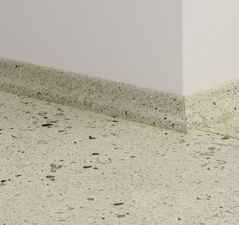 Moulure  Quick Step, PVC, décor Béton gris, h.1.70 x L. 240.00 cm