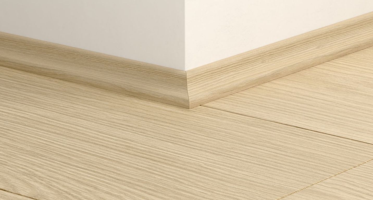 Moulure  Quick Step, PVC, décor Bois naturel clair, h.1.70 x L. 240.00 cm