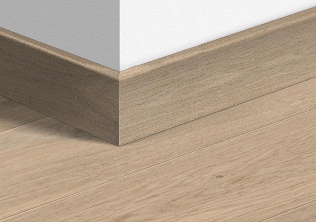 Plinthe  Quick Step, Mdf placage bois, décor Bois himalaya blanc extra mat, h.8.00 x L. 240.00 cm