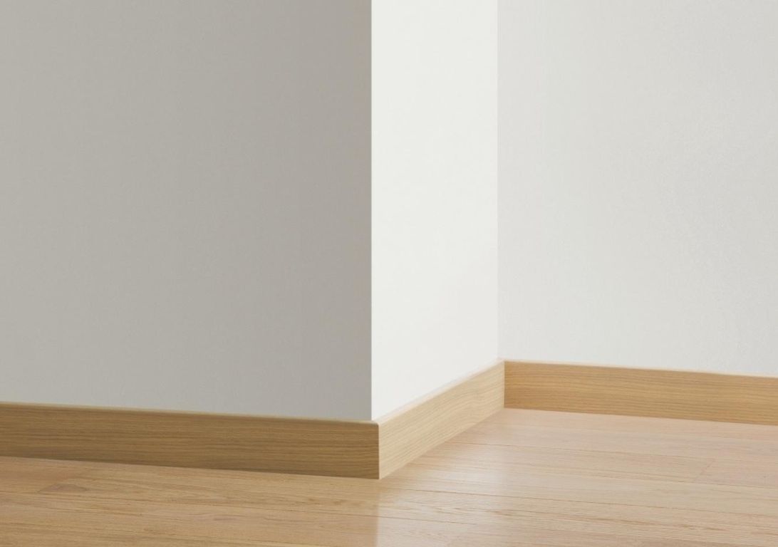 Plinthe  Quick Step, Mdf placage bois, décor Bois pur clair extra mat, h.8.00 x L. 240.00 cm