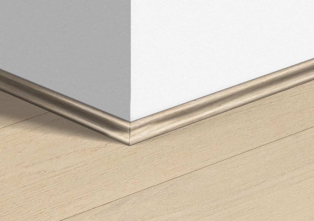 Contre-plinthe  Quick Step, Mdf placage bois, décor Bois polaire mat, h.1.70 x L. 240.00 cm
