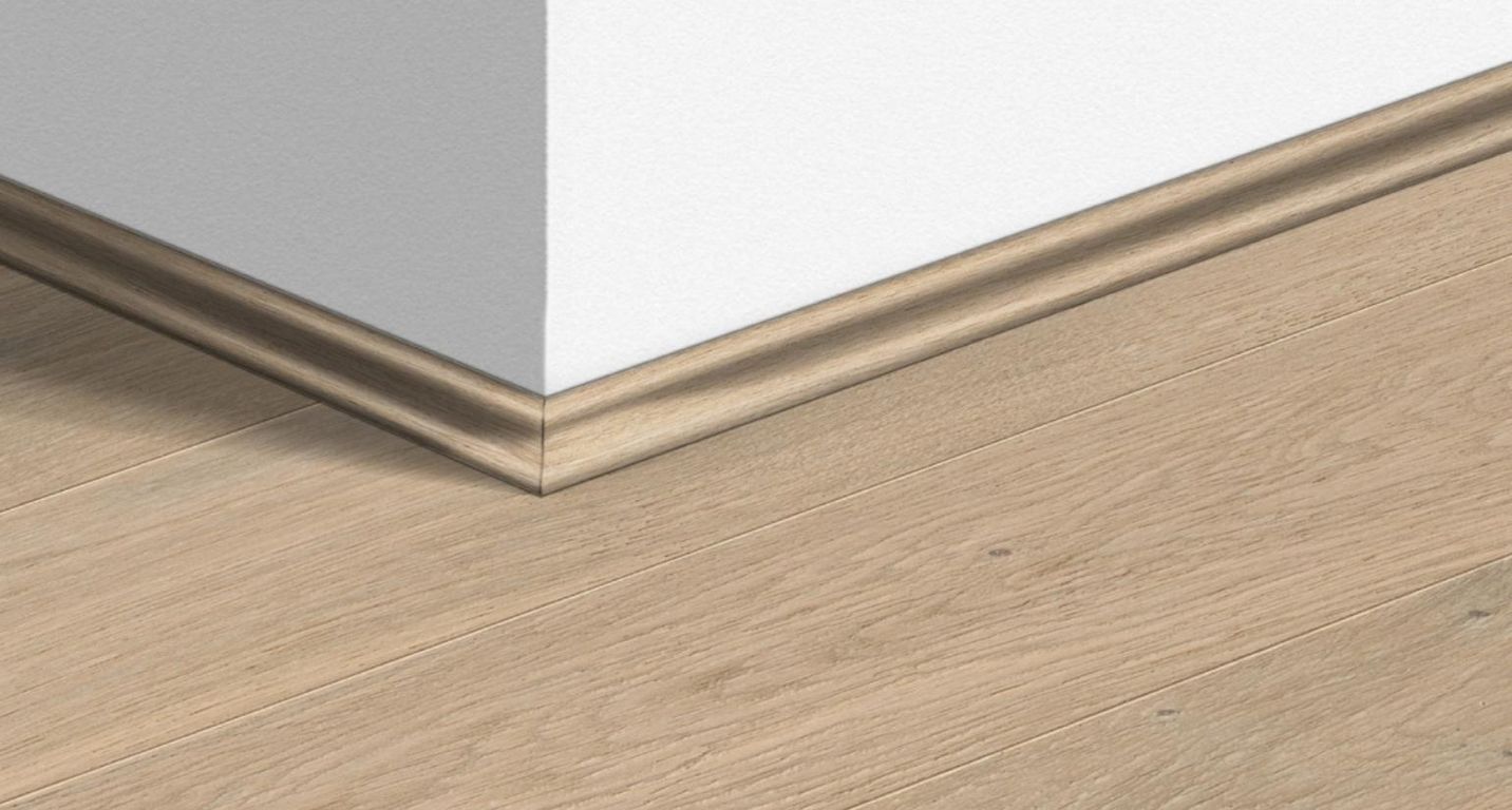 Contre-plinthe  Quick Step, Mdf placage bois, décor Bois himalaya blanc extra mat, h.1.70 x L. 240.00 cm
