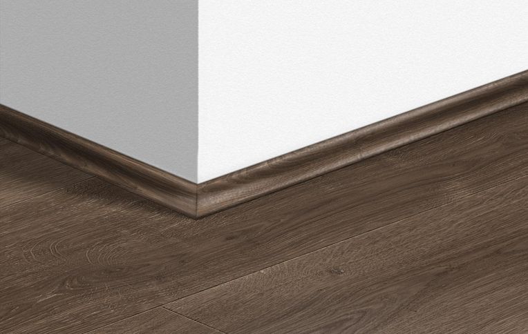 Quart de rond Quick Step, Mdf, décor Bois brun brossé, h.1.70 x L. 240.00 cm
