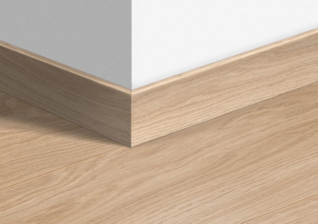 Plinthe  Quick Step, Mdf, décor Bois verni blanc, h.5.80 x L. 240.00 cm