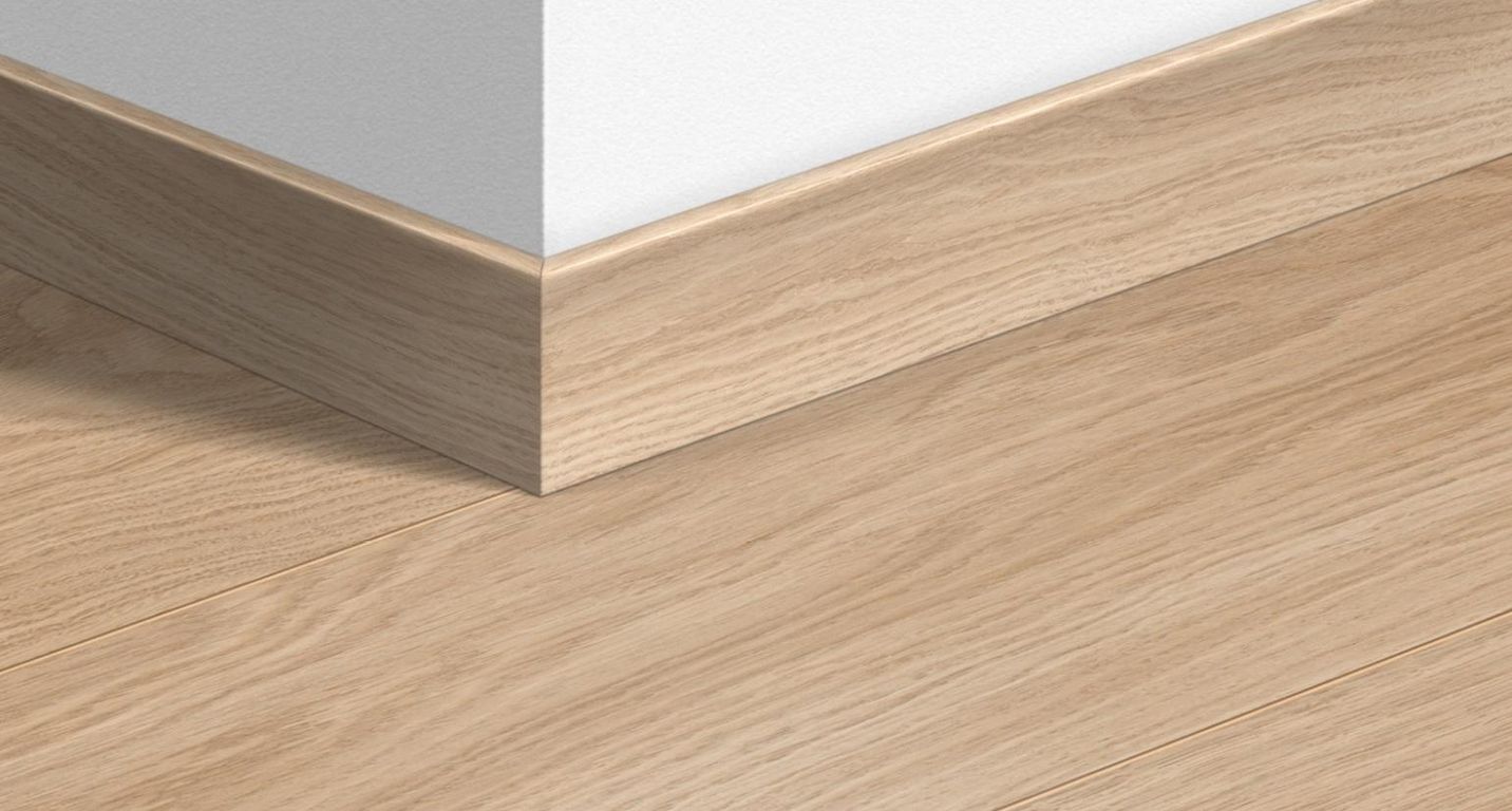 Plinthe  Quick Step, Mdf, décor Bois verni blanc, h.5.80 x L. 240.00 cm